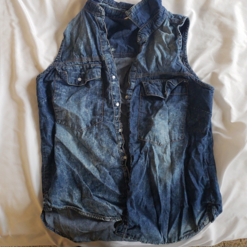 M jean tank button up